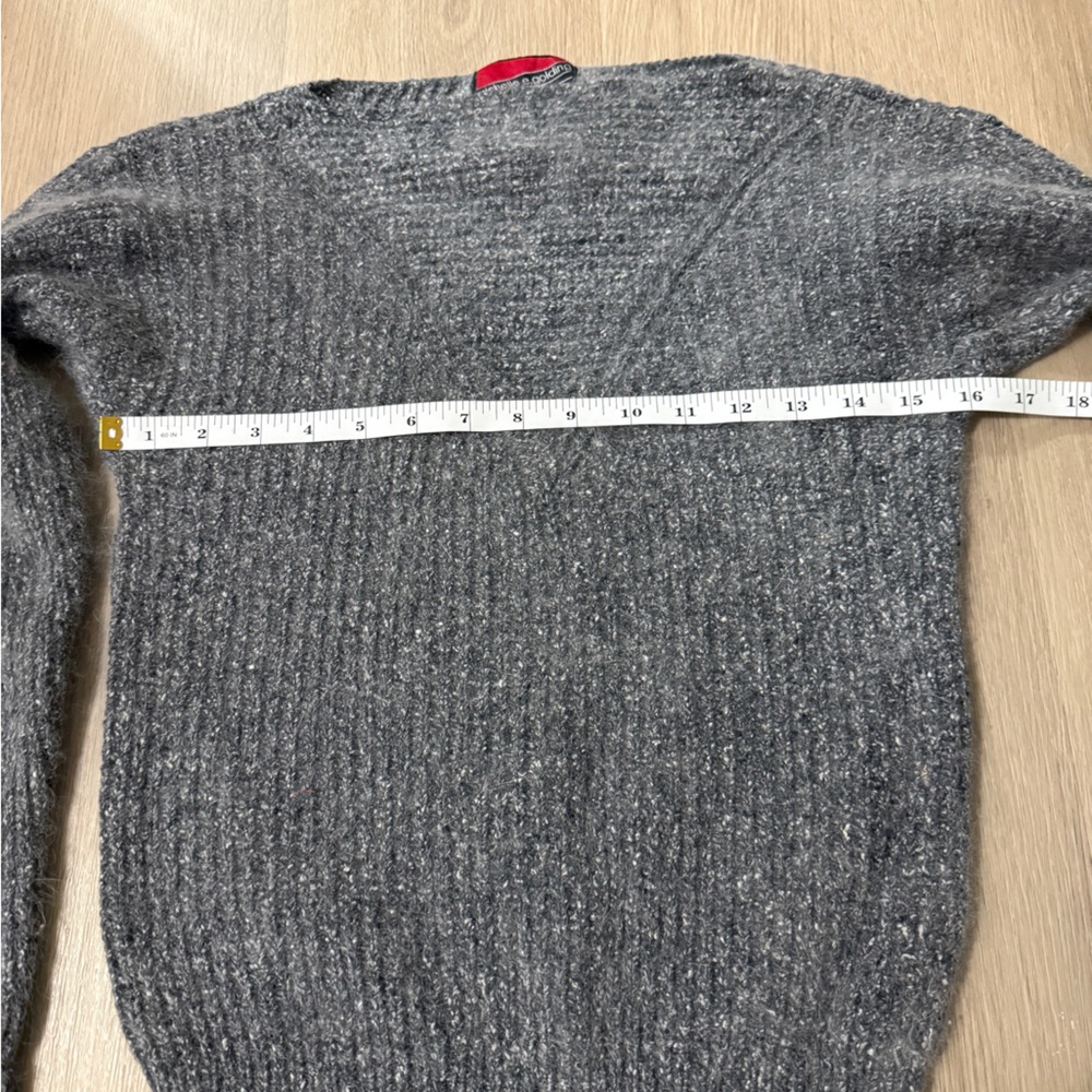 Vintage Gray Silk Angora Sweater Petite XS S Tagged M - Picture 7 of 9